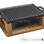 LAVA METAL Litinová oboustranná plotýnka 22x30cm s dřevěným podstavcem od značky LAVA METAL