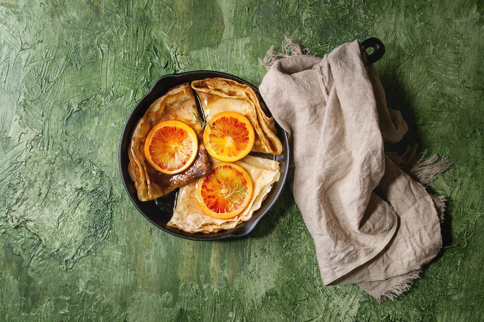 Veganské palačinky s krvavými pomeranči
